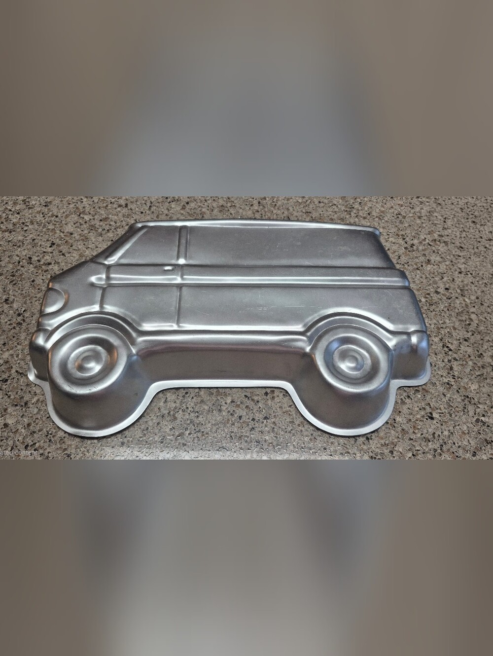 Vintage 1978 Wilton Van Cake Pan Aluminum Vehicle Truck Camper Mold 502-7652